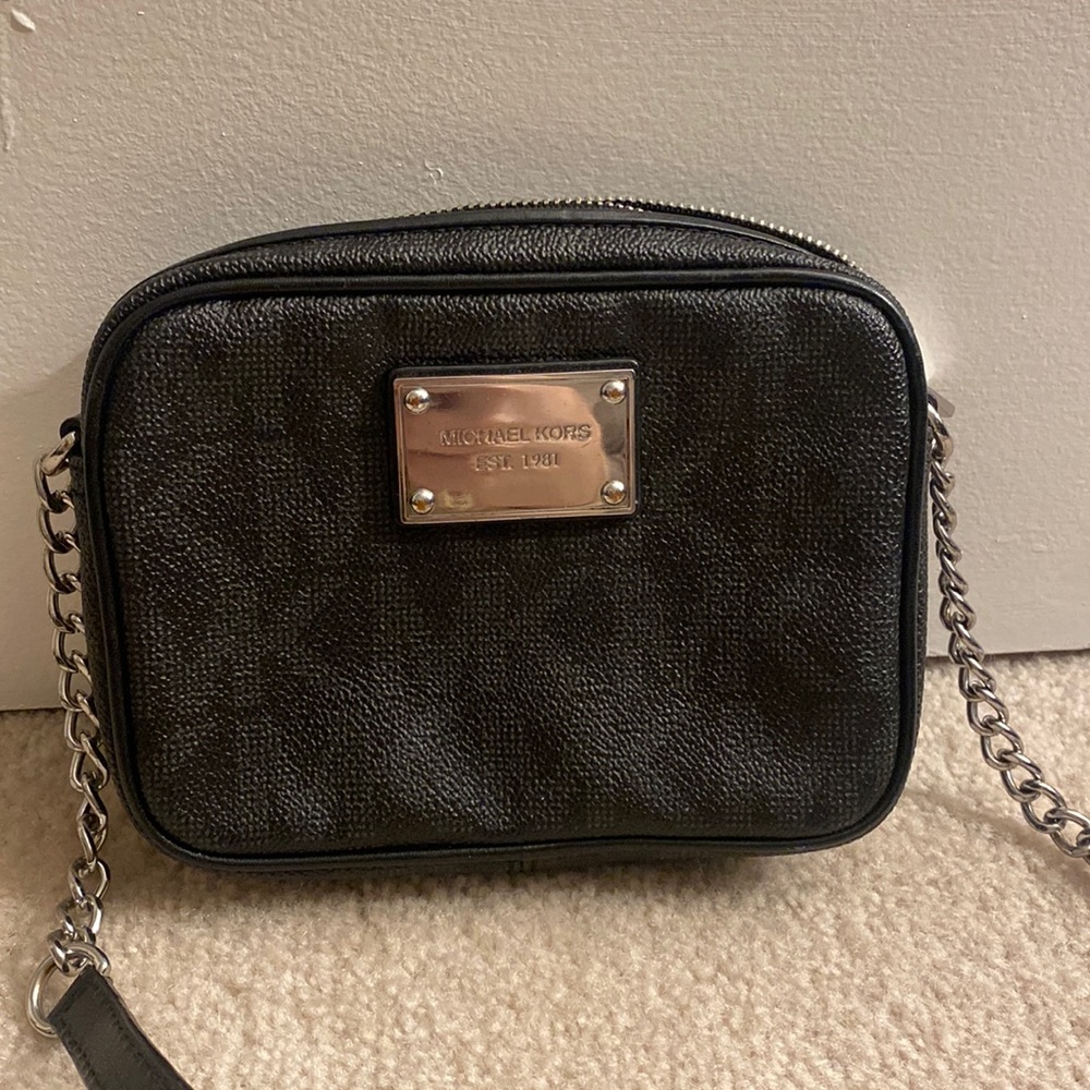Black & silver Mini Michael Kors crossbody